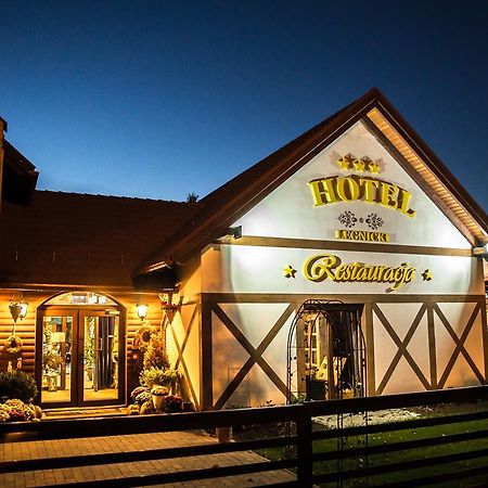 Hotel Legnicki & Restauracja ليجنيكا المظهر الخارجي الصورة